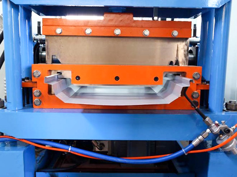 YX66-470 Imprimis stans Soam Roll formans Machina
